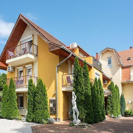 Haus Ferencz Boetoes Villa Heviz Exterior photo